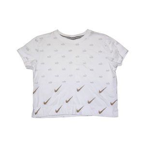 🏁 Nike Sportswear Cropped Tee  🏁